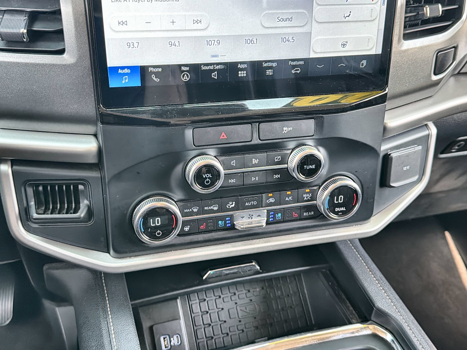 Certified 2022 Ford Expedition XLT RWD image 19