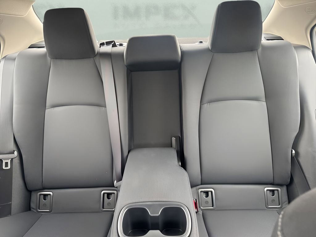 Used 2025 Toyota Corolla LE image 10