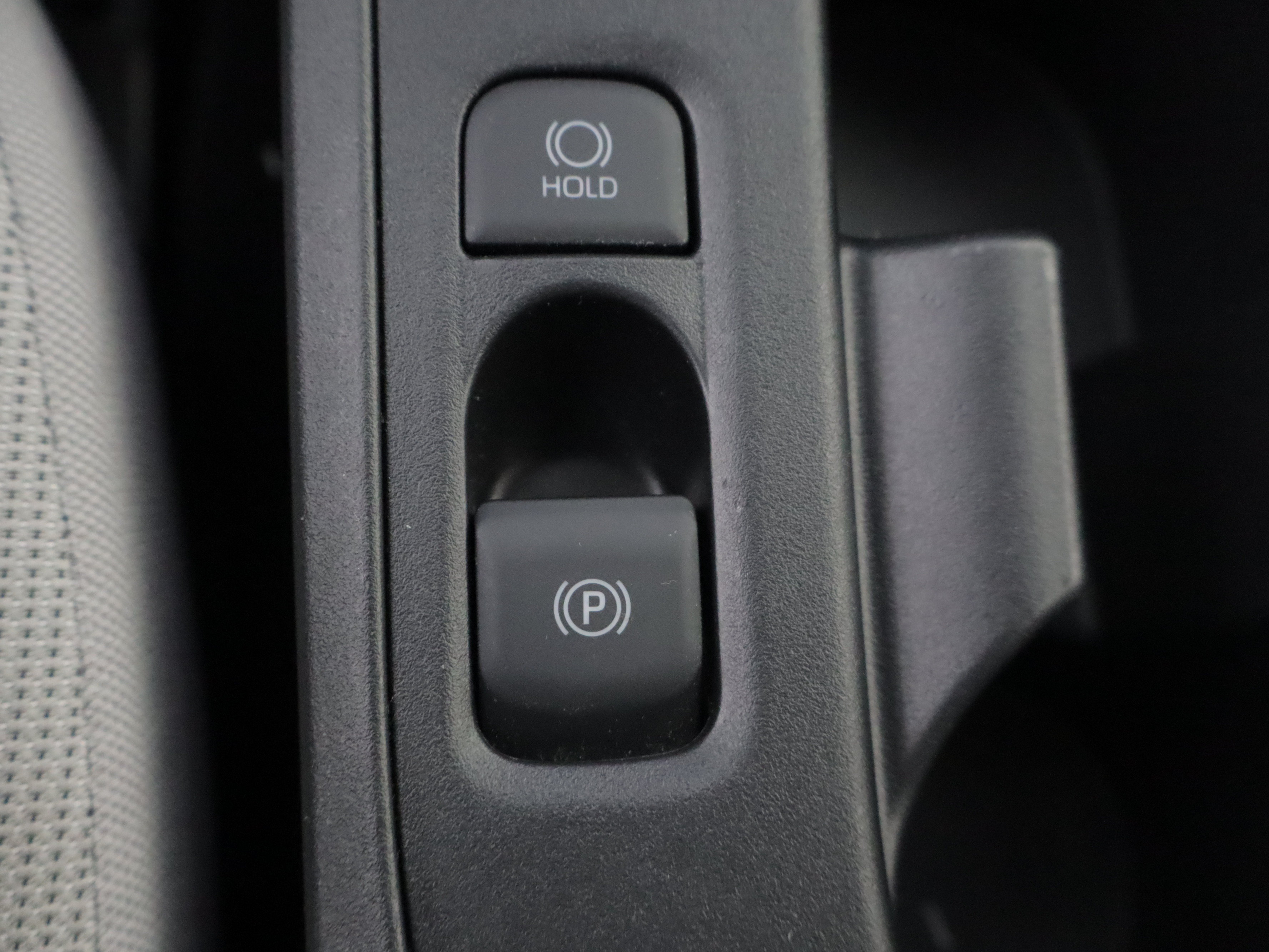 Used 2025 Toyota Corolla LE w/ LE Premium Package FWD image 17