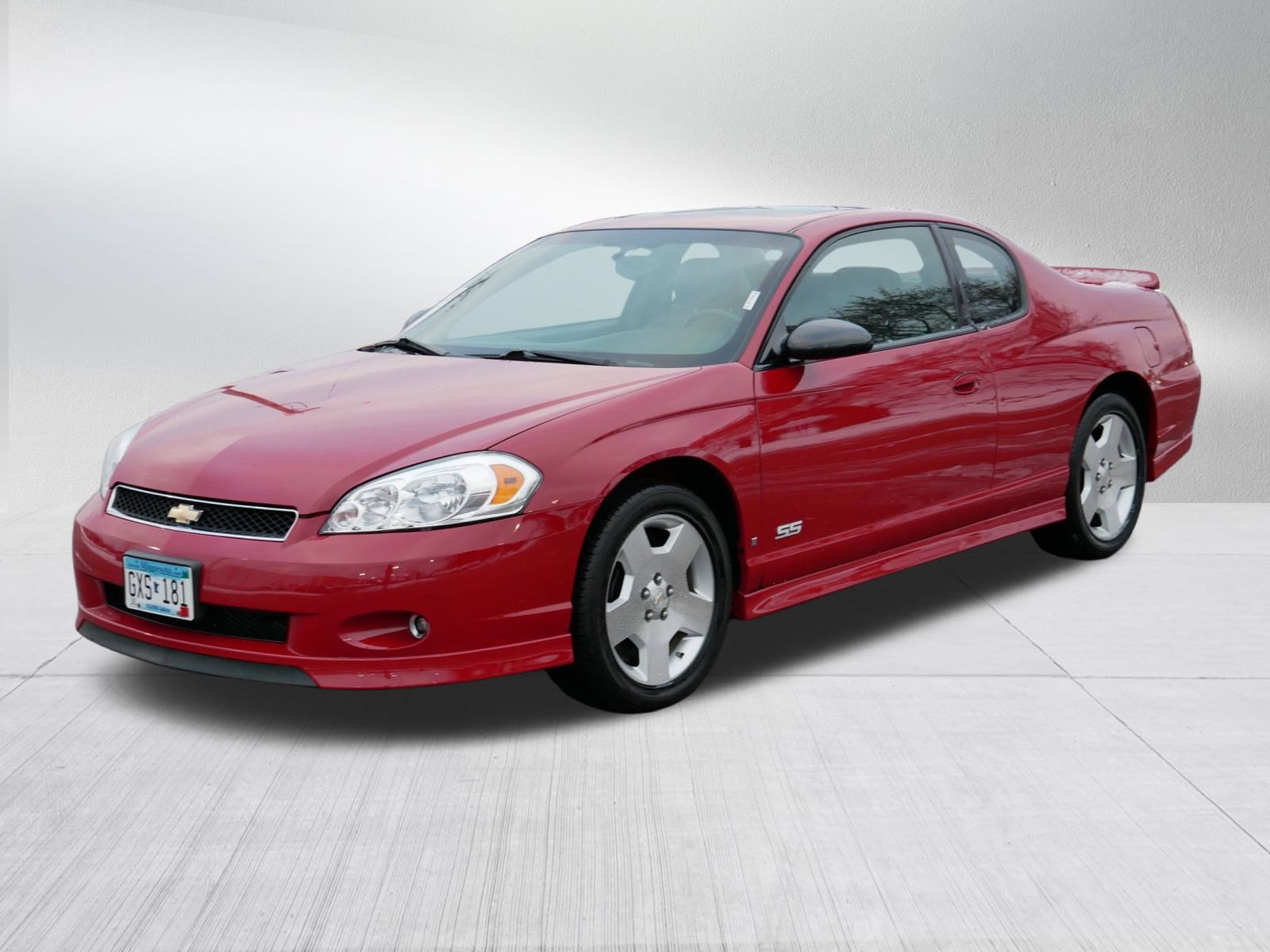 Used 2007 Chevrolet Monte Carlo SS w/ Convenience Package image 3