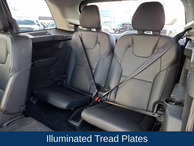 Used 2016 Volvo XC90 T6 Momentum w/ Momentum Plus Package image 15