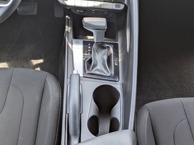 Used 2024 Hyundai Elantra SEL FWD image 19