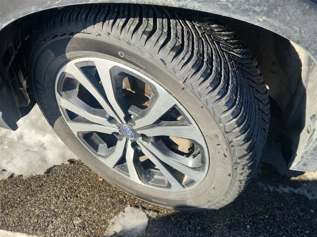 Used 2020 Subaru Forester Limited w/ Popular Package #3 image 7