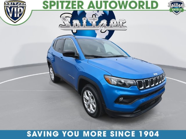 Used 2024 Jeep Compass Latitude AWD/4WD image 4