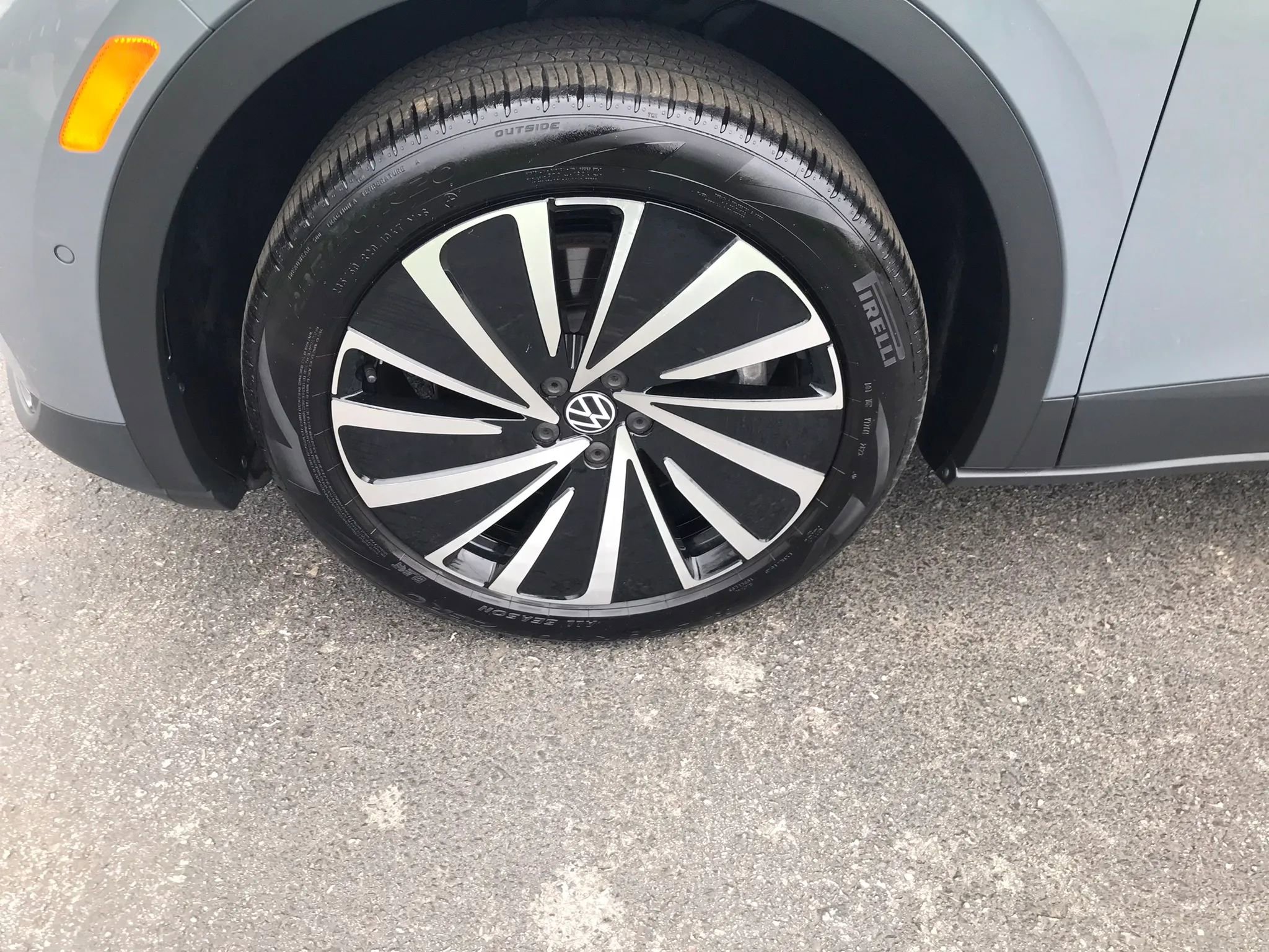 Used 2023 Volkswagen ID.4 Pro S Plus image 44