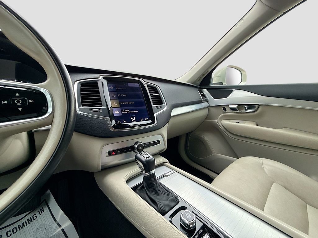 Used 2018 Volvo XC90 T6 Momentum w/ Convenience Package AWD/4WD image 27