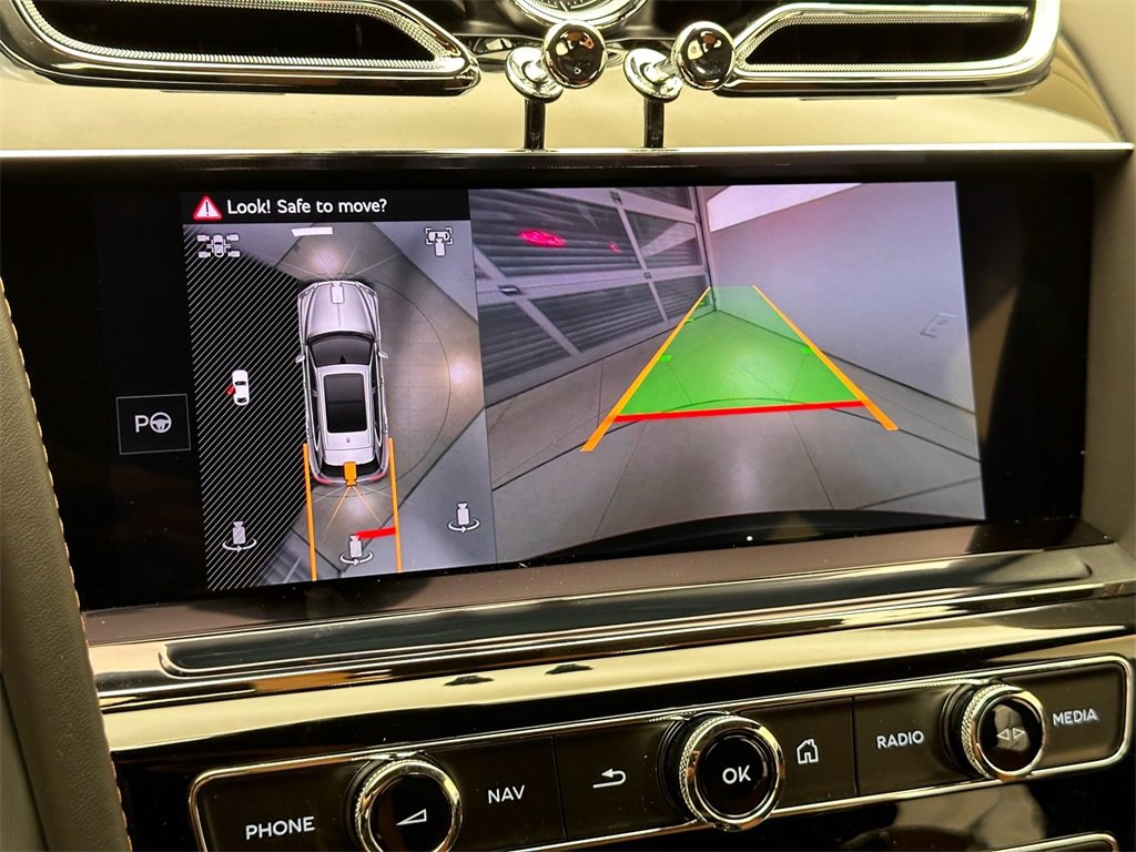 New 2024 Bentley Bentayga image 36