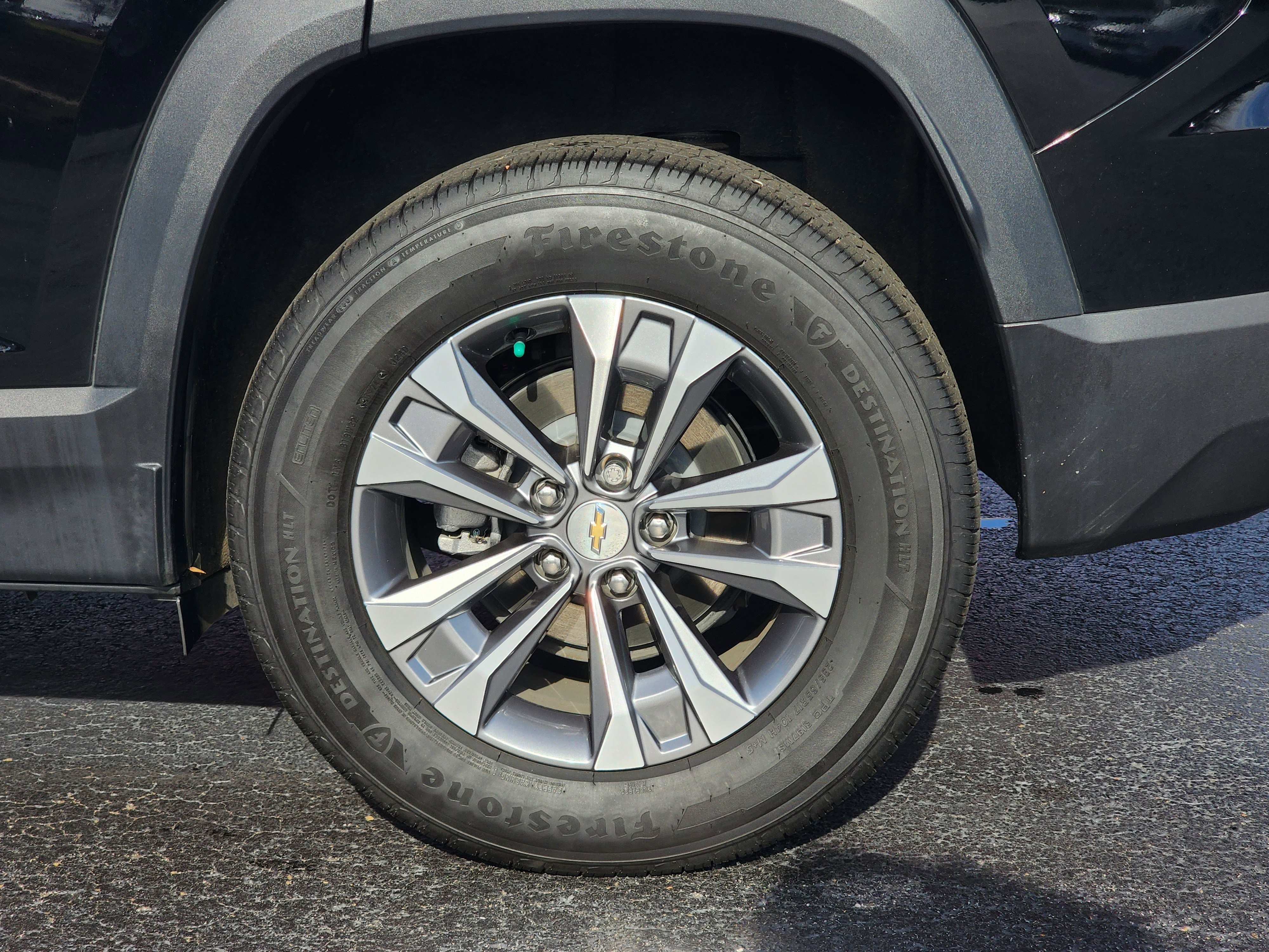 Used 2025 Chevrolet Equinox LT image 10