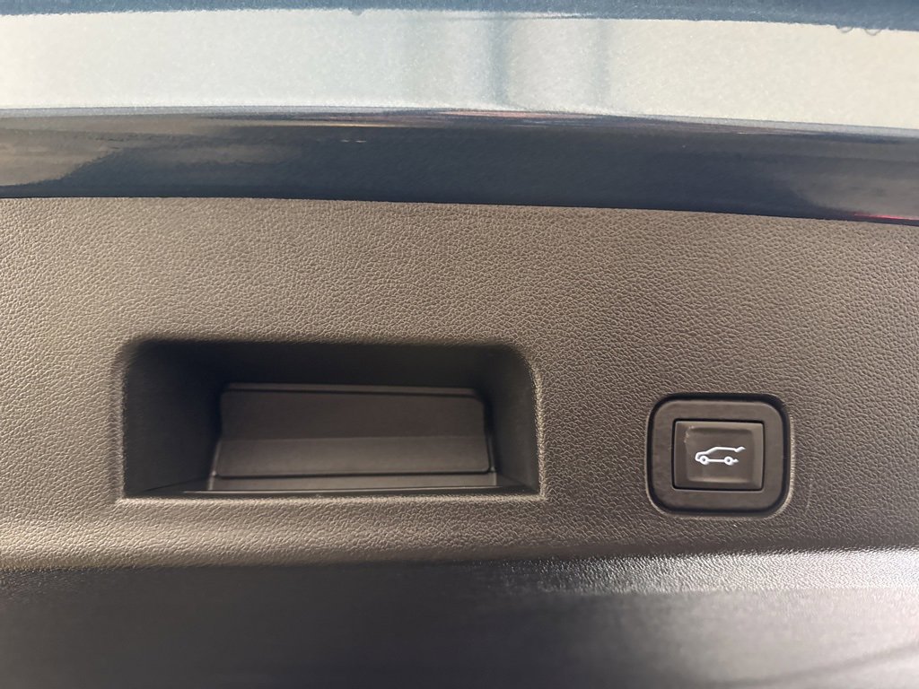 Used 2025 Buick Enclave Preferred image 30