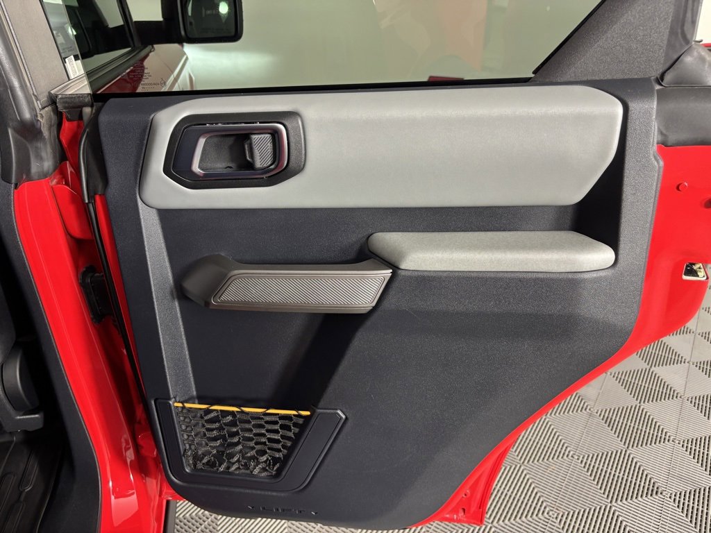 Used 2022 Ford Bronco Badlands image 49