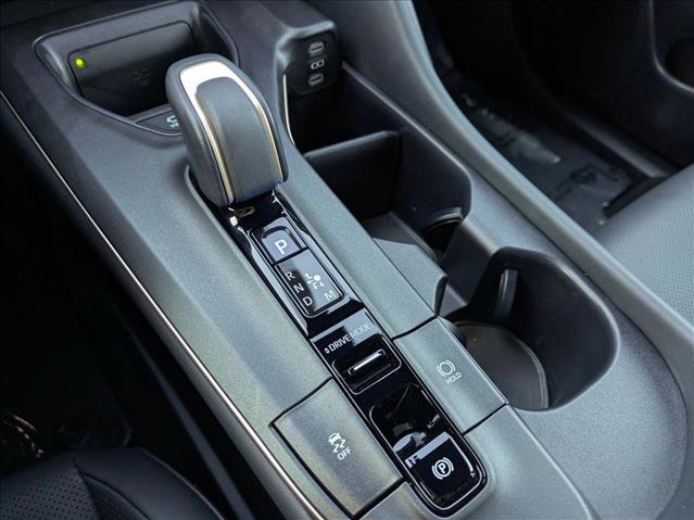 Used 2023 Toyota Crown Platinum image 12