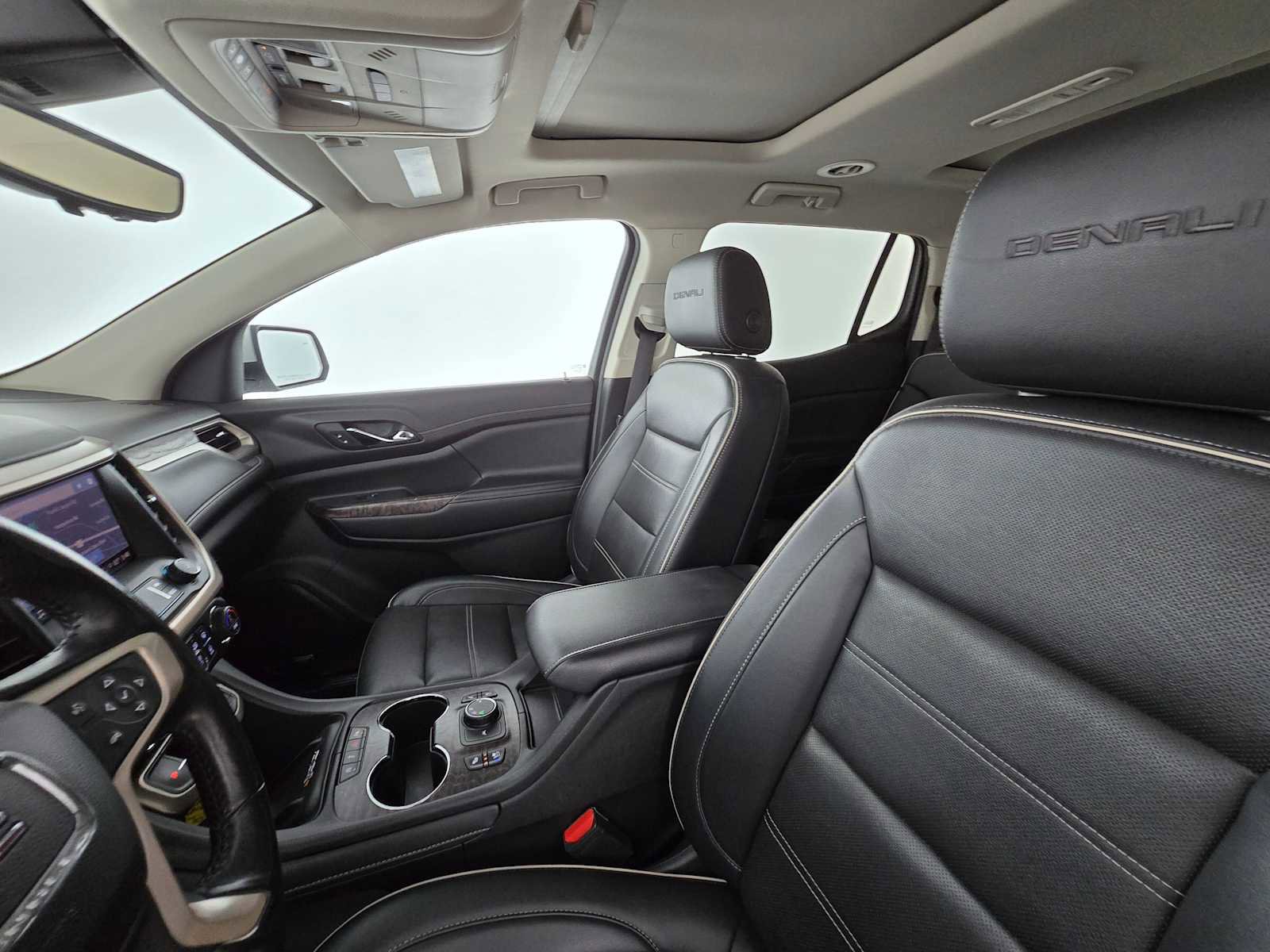 Used 2022 GMC Acadia Denali w/ Denali Ultimate Package image 23