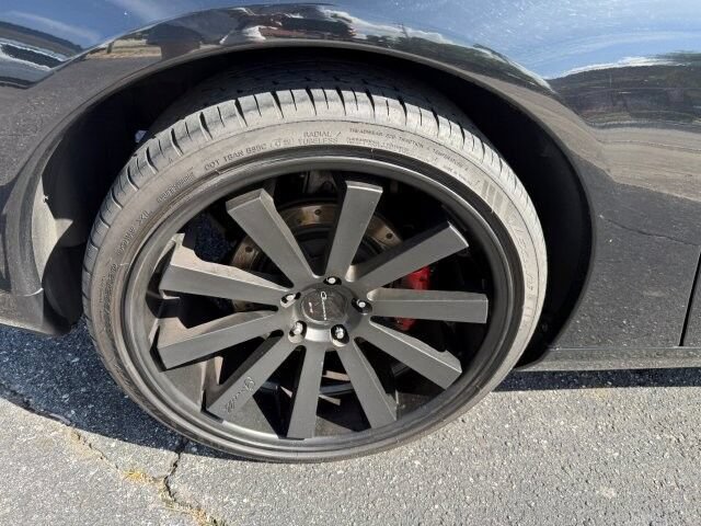 Used 2011 Chevrolet Corvette Convertible w/ Preferred Equipment Group RWD image 5