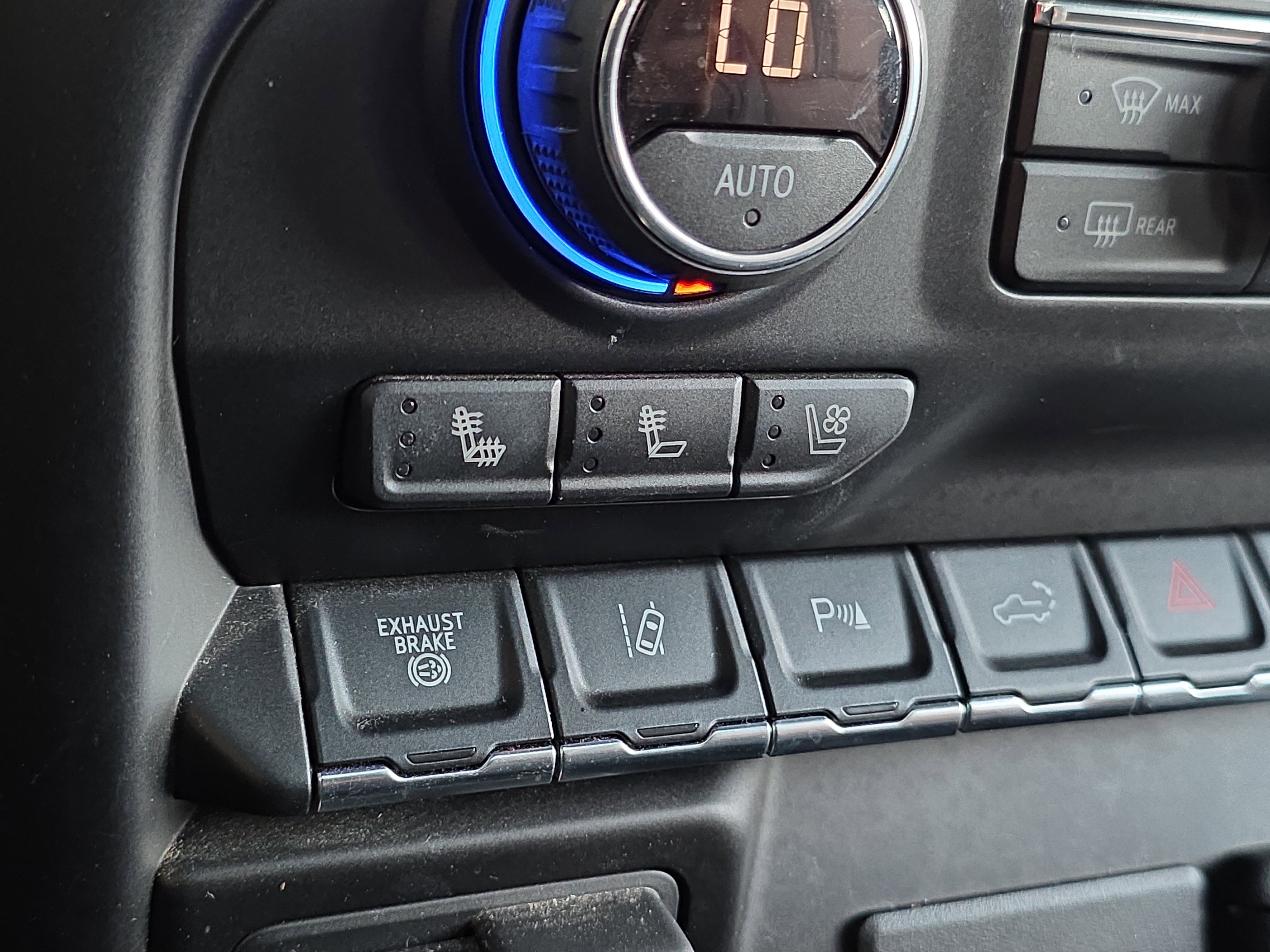 Used 2021 Chevrolet Silverado 2500 High Country w/ Z71 Off-Road Package image 26