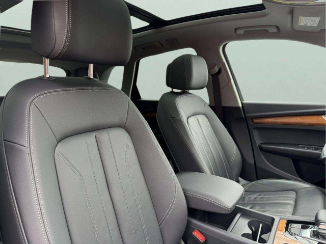 Certified 2023 Audi Q5 2.0T Premium w/ Convenience Package AWD/4WD image 28