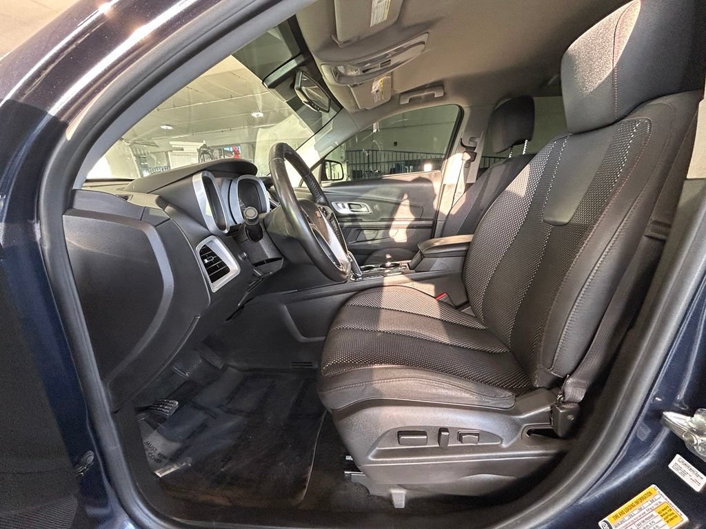 Used 2015 Chevrolet Equinox LT w/ Driver Convenience Package FWD image 10