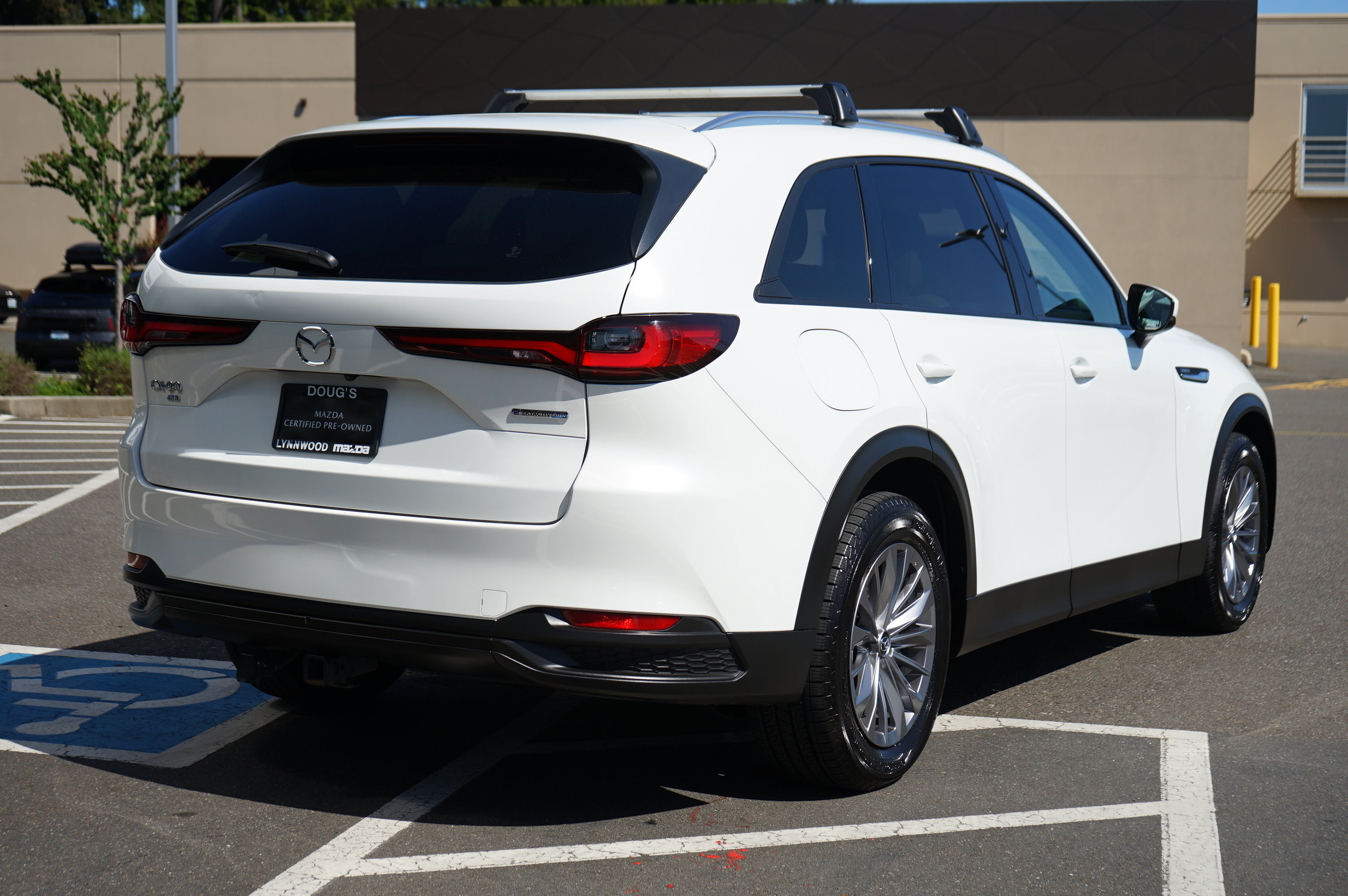 Certified 2024 MAZDA CX-90 Plug-In Hybrid w/ Preferred AWD/4WD image 3