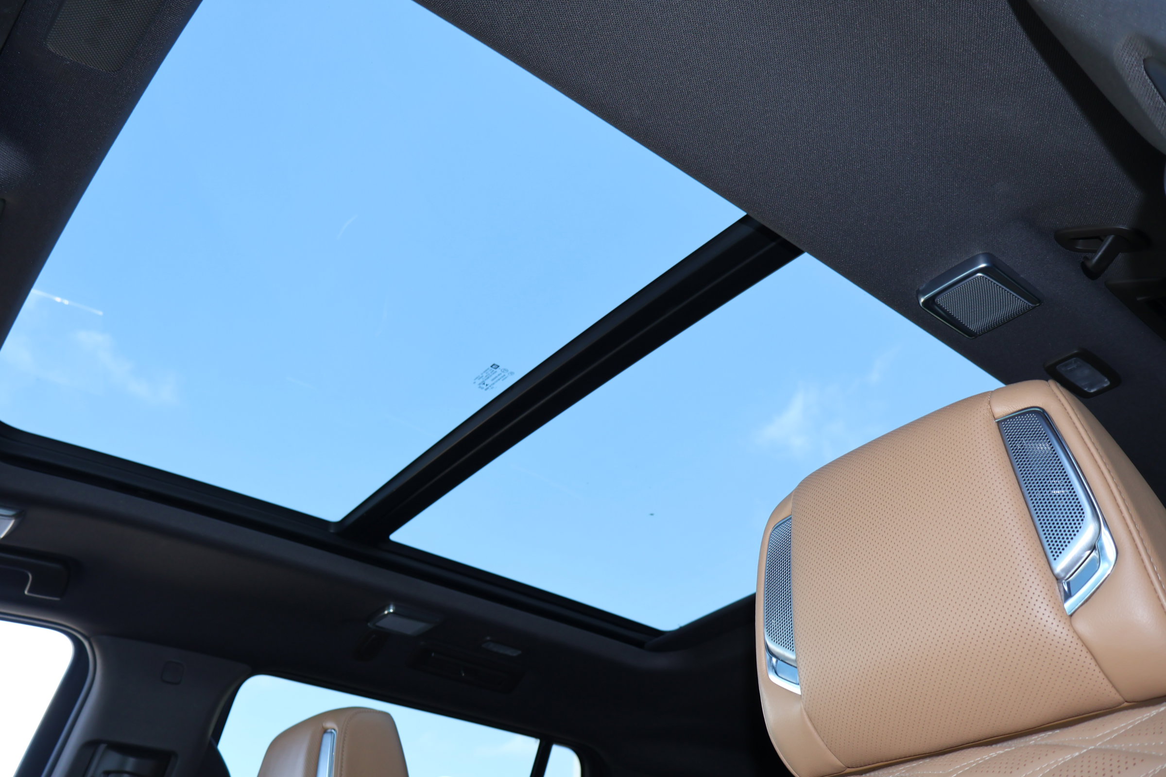 Used 2021 Cadillac Escalade Premium Luxury w/ Driver Assist Tech Package image 5