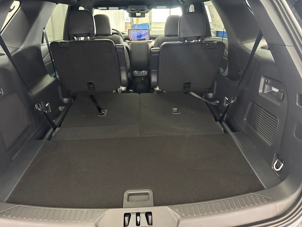 New 2026 Ford Explorer ST-Line w/ ST-Line Street Pack AWD/4WD image 23