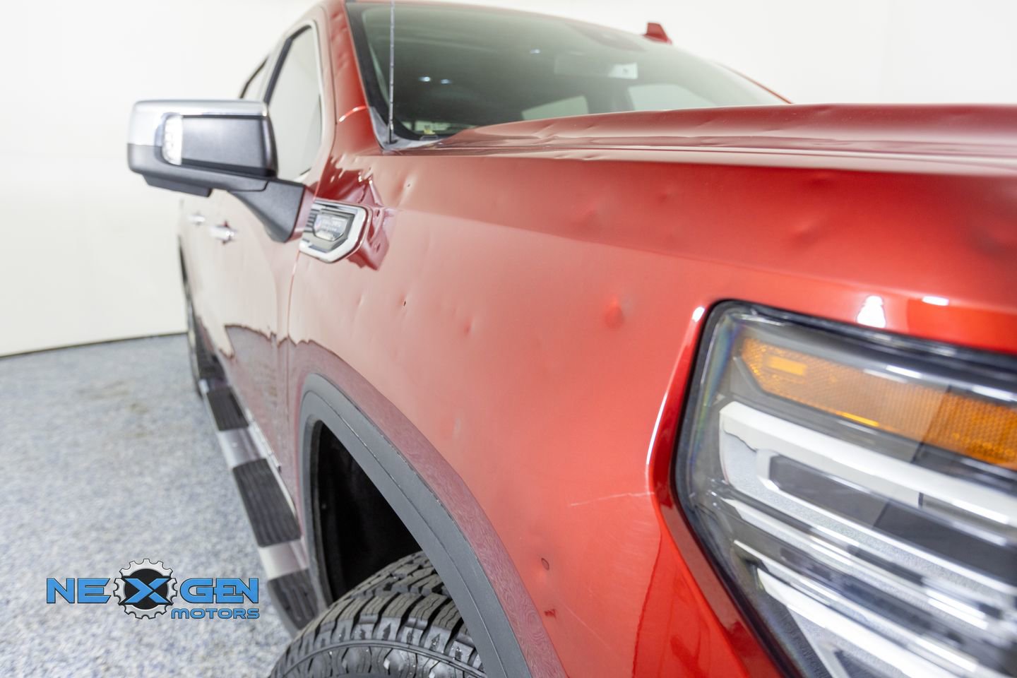 Used 2023 GMC Sierra 1500 SLT image 54