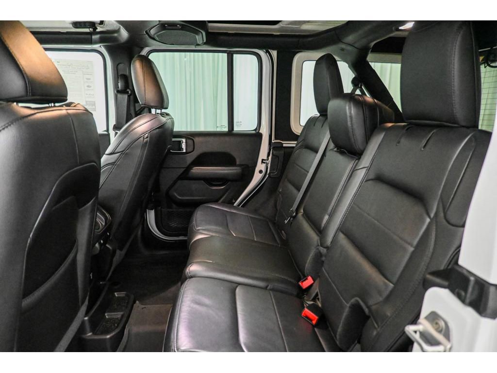 Used 2023 Jeep Wrangler Unlimited Sahara image 19