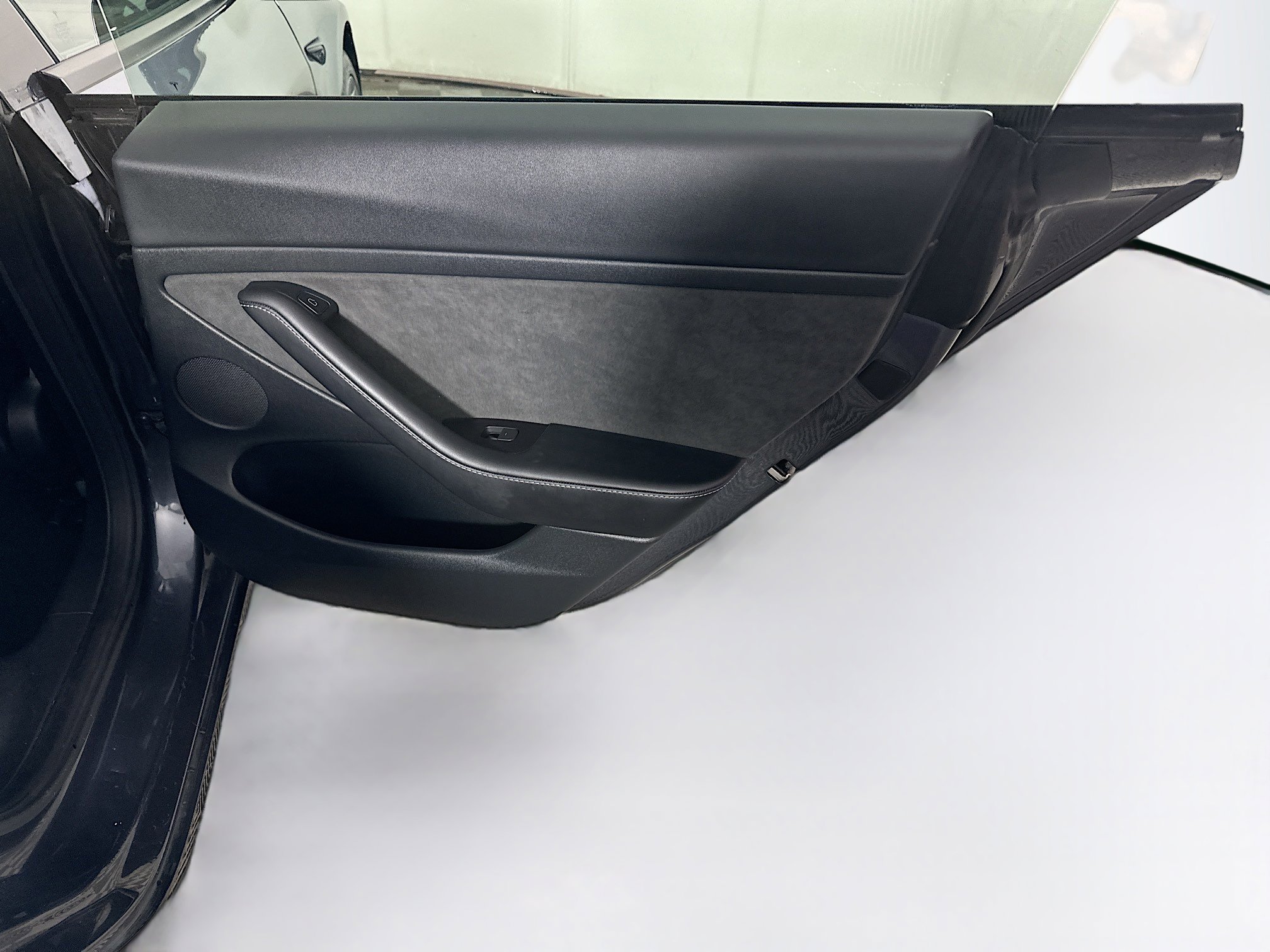 Used 2023 Tesla Model 3 Standard Range RWD image 28