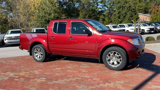 Used 2020 Nissan Frontier SV image 3