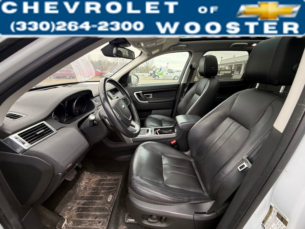 Used 2017 Land Rover Discovery Sport HSE image 11