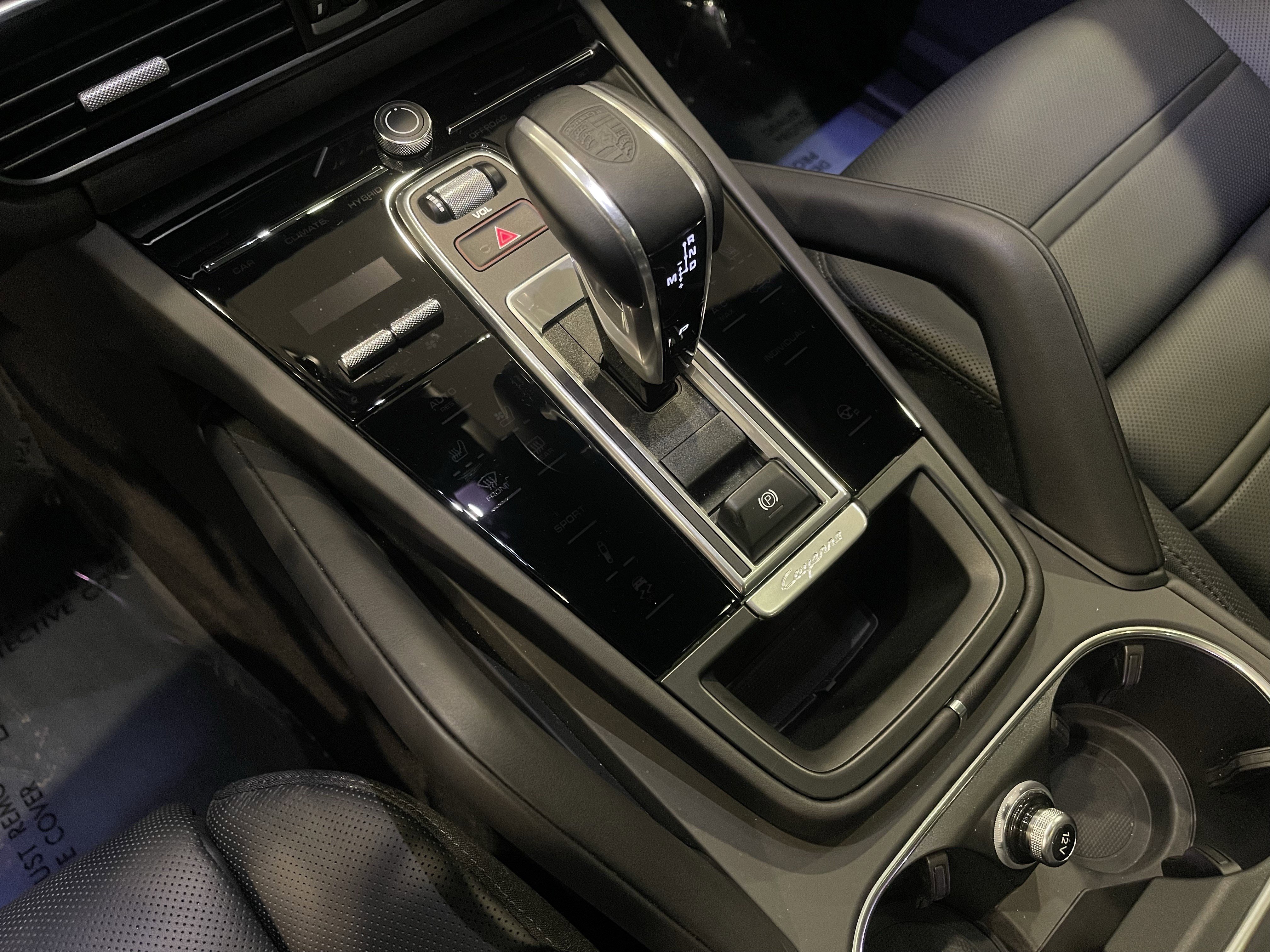 Used 2023 Porsche Cayenne GTS image 19