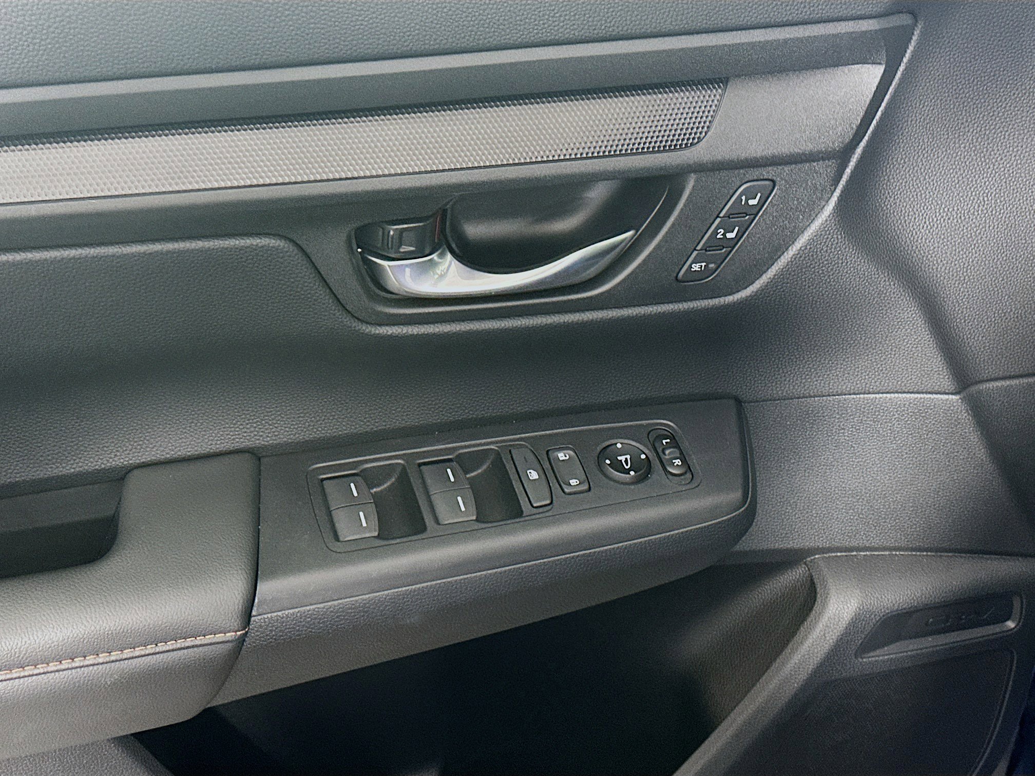 Used 2025 Honda CR-V Sport-L image 15