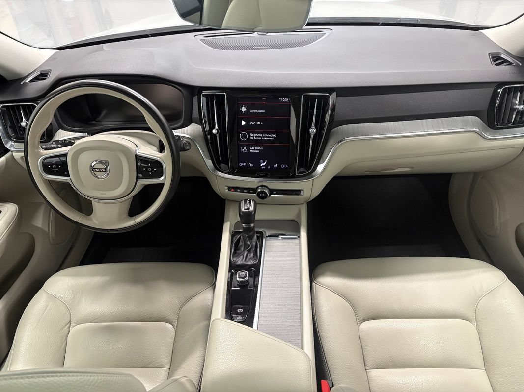 Used 2022 Volvo V60 T5 Cross Country w/ Climate Package AWD/4WD image 16