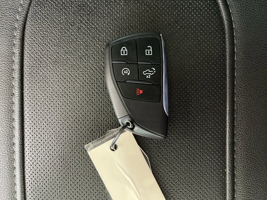 Used 2024 Chevrolet Silverado 2500 LTZ w/ LTZ Convenience Package image 32