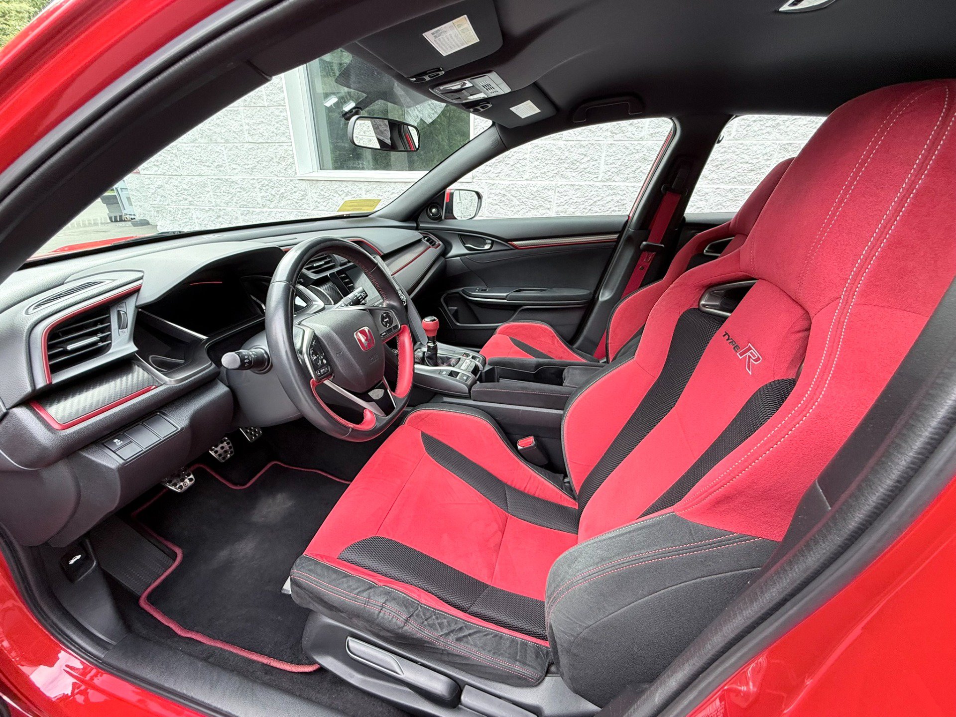 Used 2019 Honda Civic Type R image 11