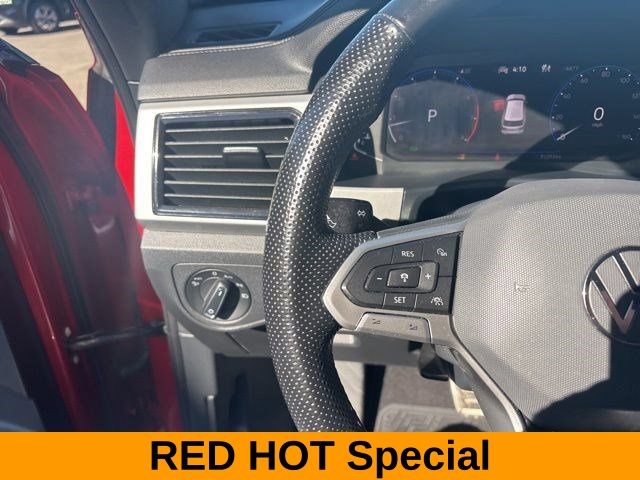Used 2021 Volkswagen Atlas Cross Sport SEL Premium R-Line AWD/4WD image 17