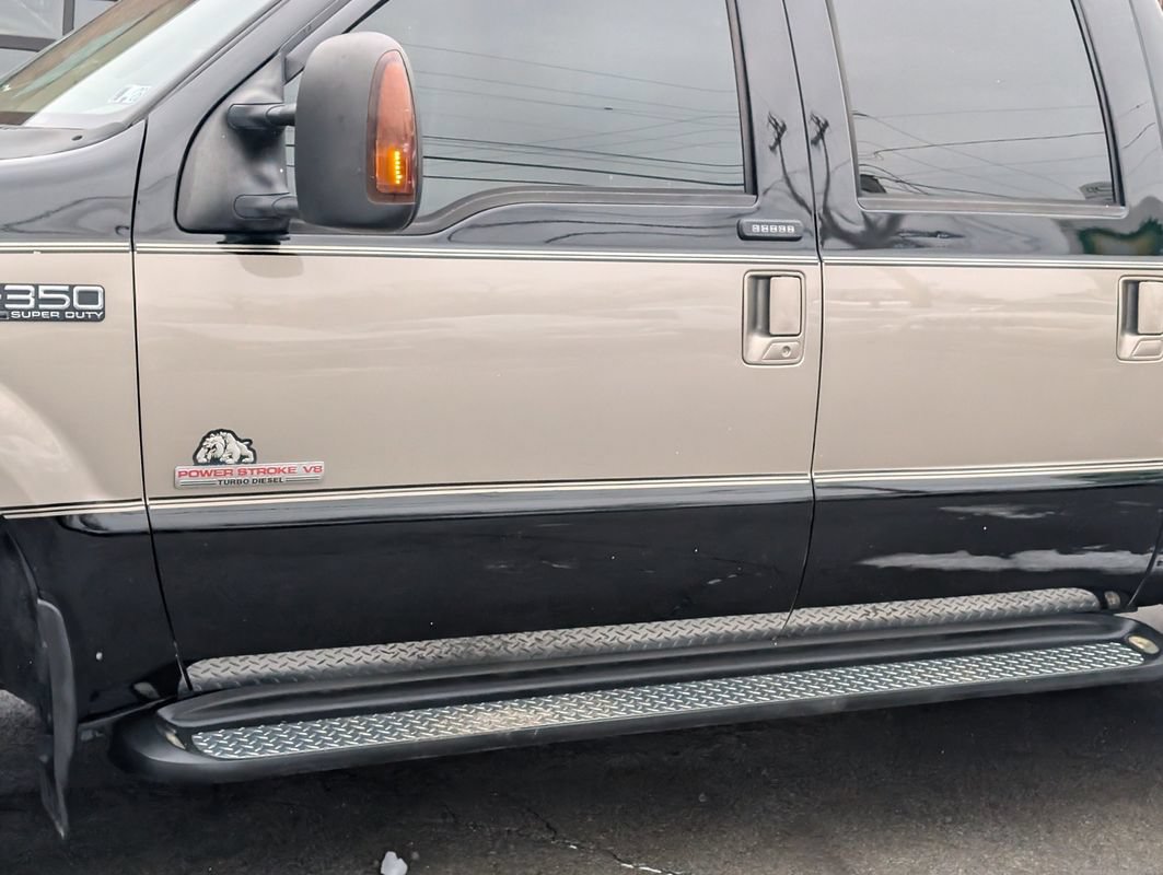 Used 2004 Ford F350 Lariat AWD/4WD image 23