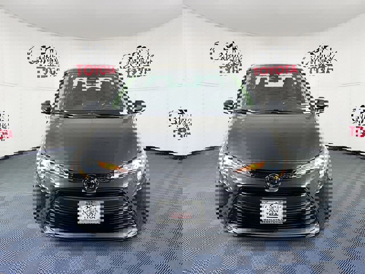 Used 2024 Toyota Corolla LE image 3