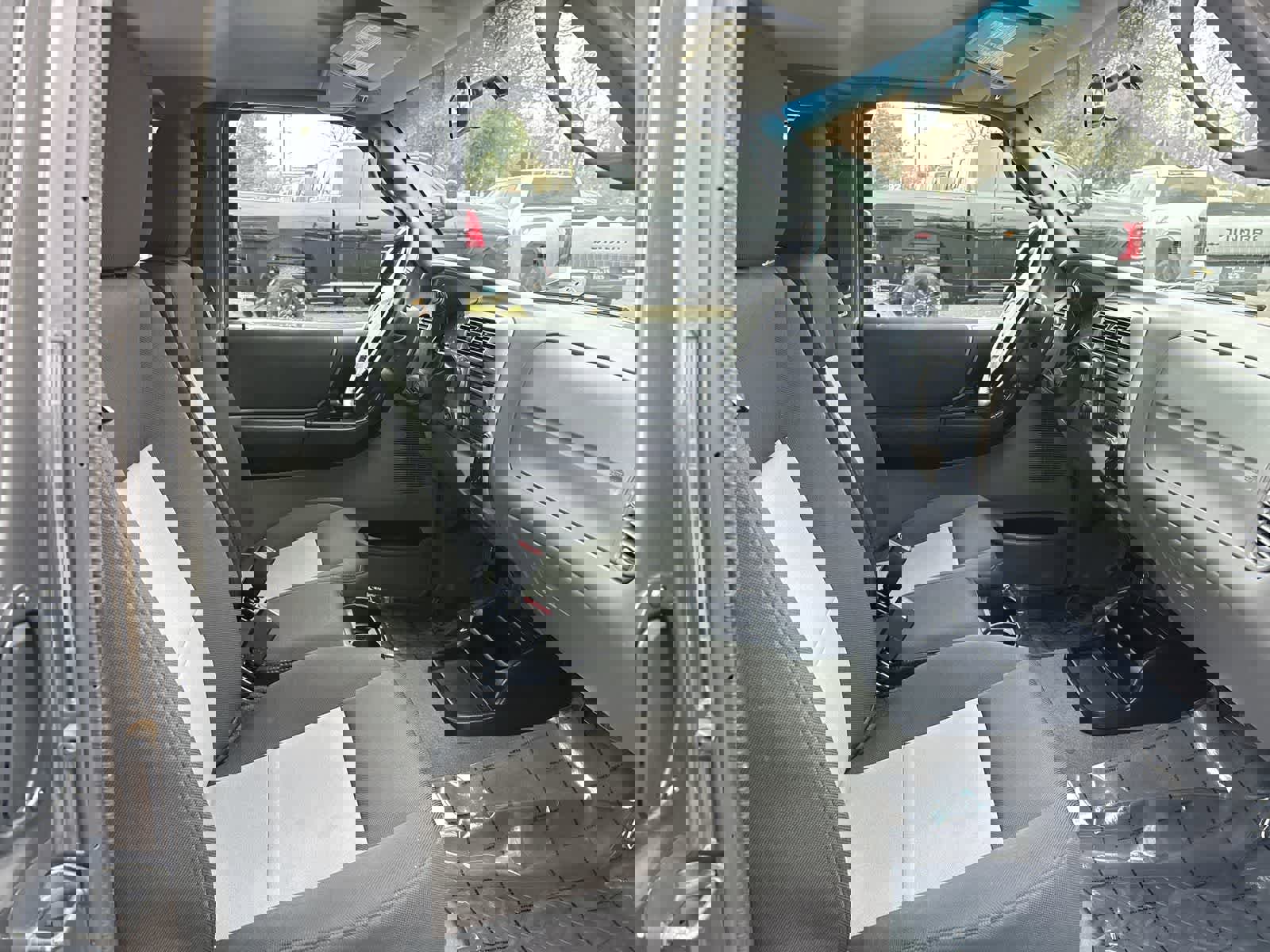 Used 2010 Ford Ranger XLT image 7