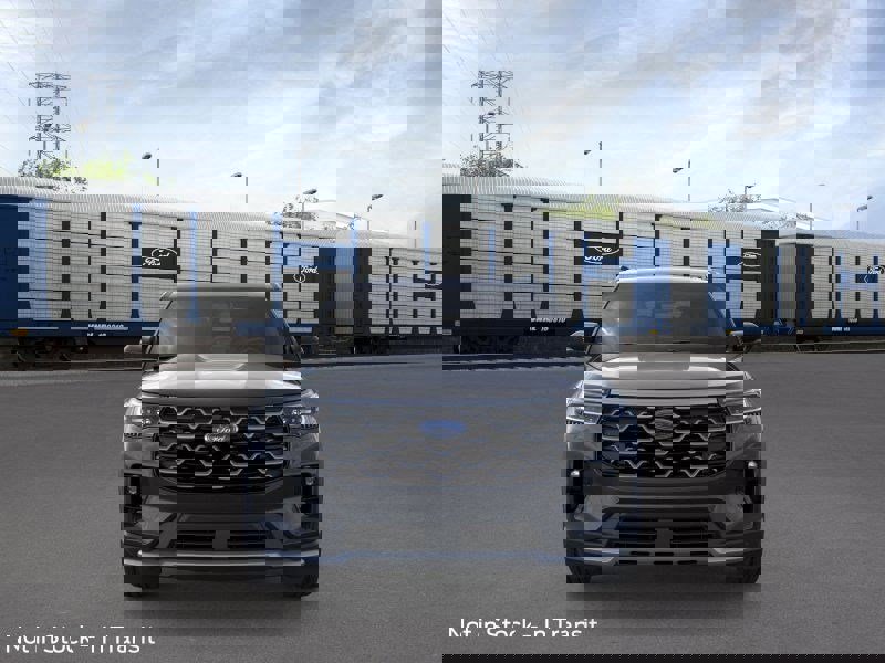 New 2026 Ford Explorer Platinum image 7