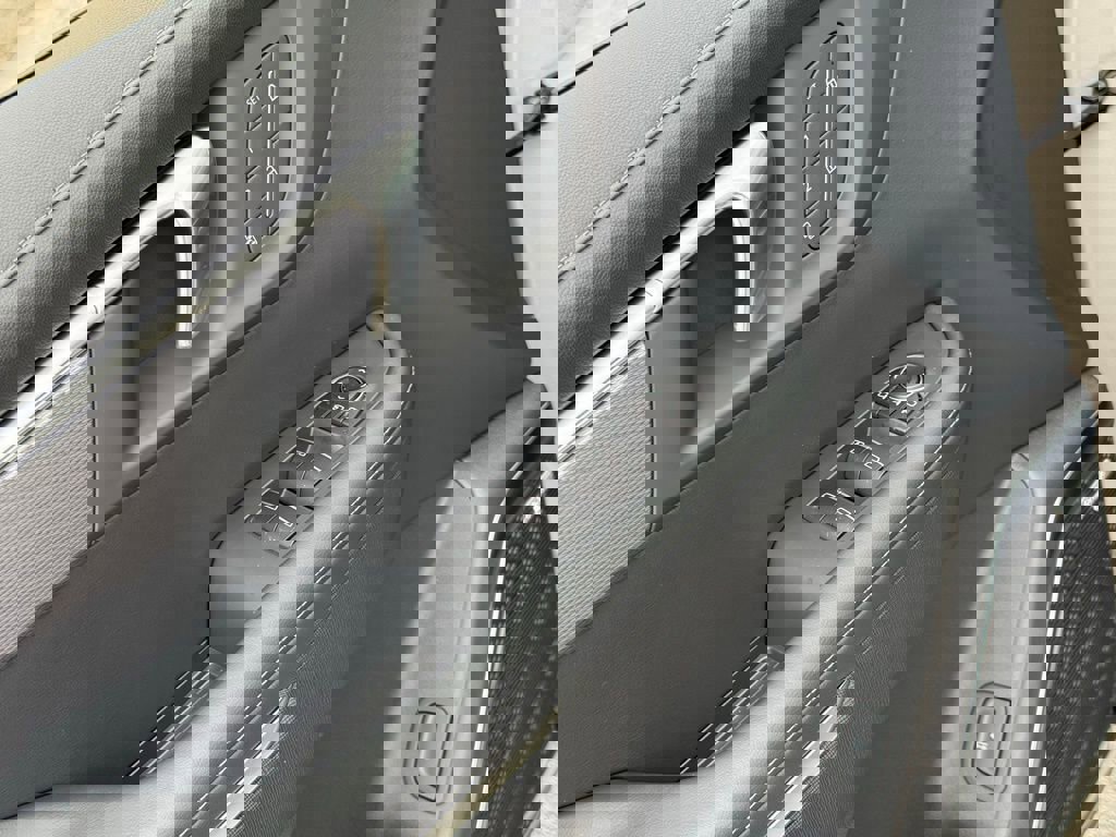 New 2026 Buick Enclave Sport Touring w/ Super Cruise Package image 19