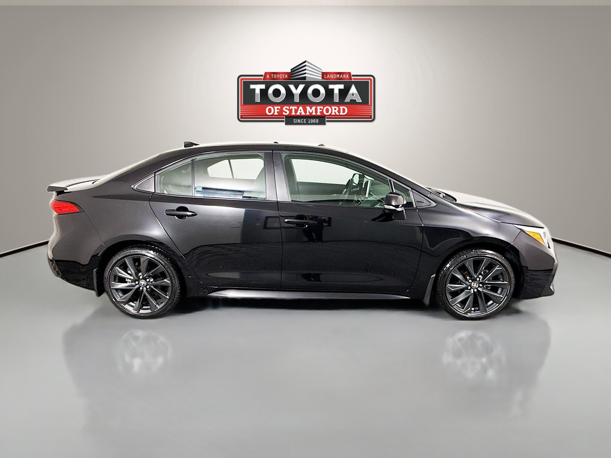 Certified 2025 Toyota Corolla SE w/ SE Premium Package image 8