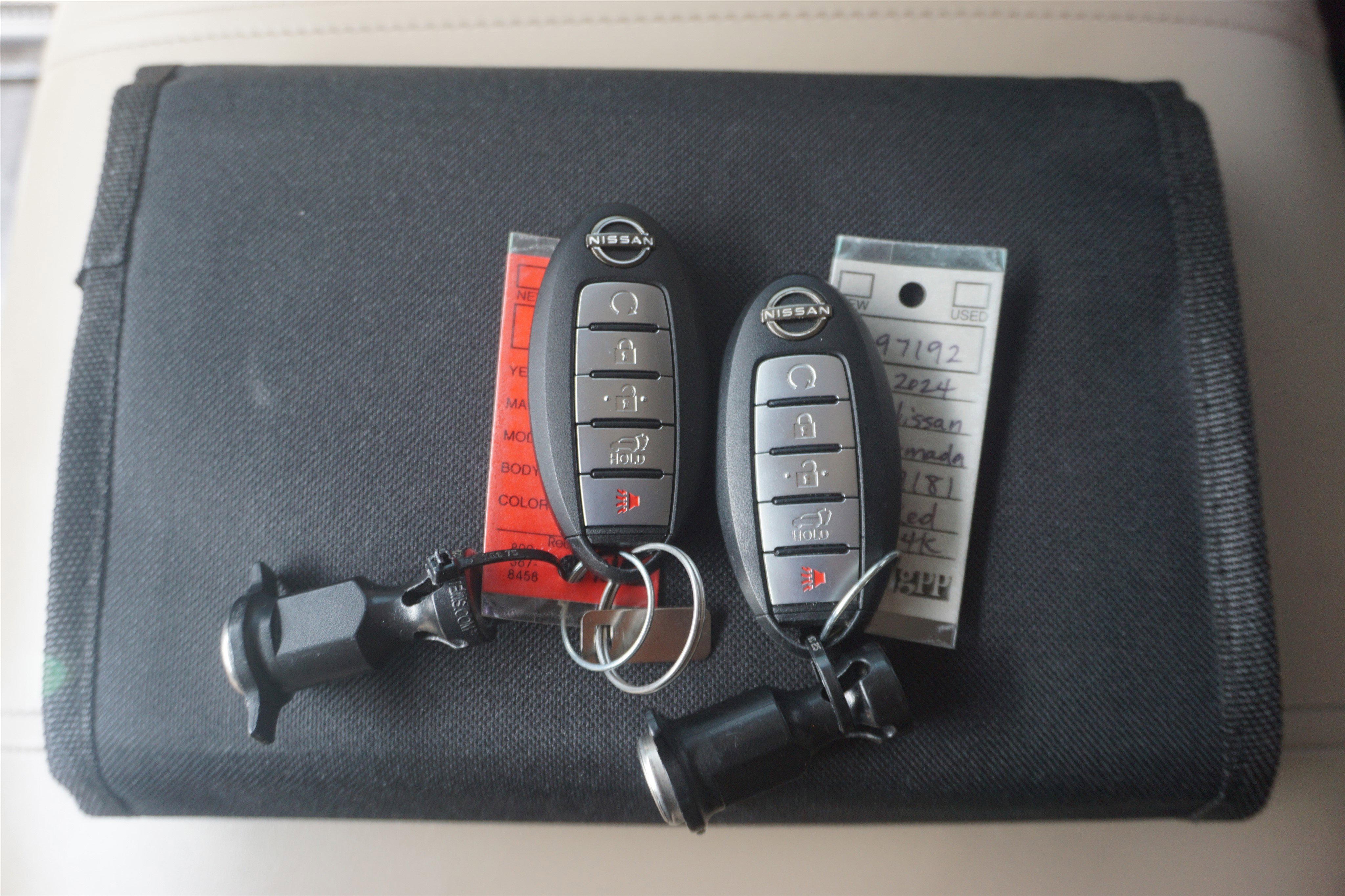 Used 2024 Nissan Armada Platinum w/ Cargo Package image 40