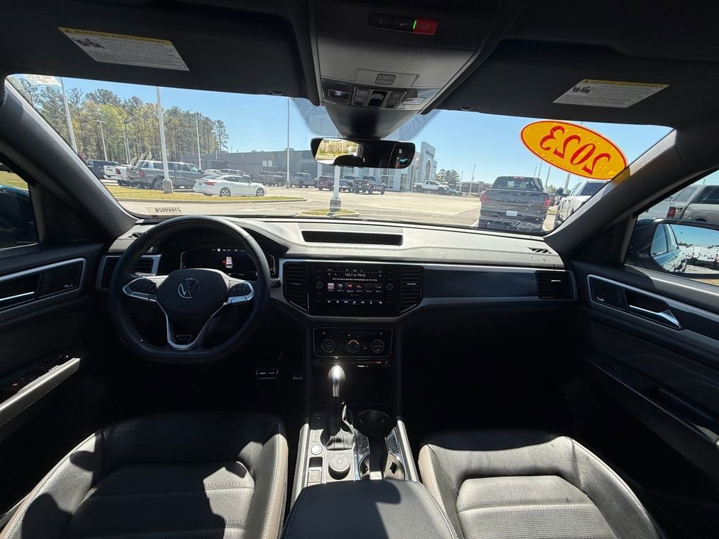 Used 2023 Volkswagen Atlas Cross Sport SEL Premium R-Line image 12