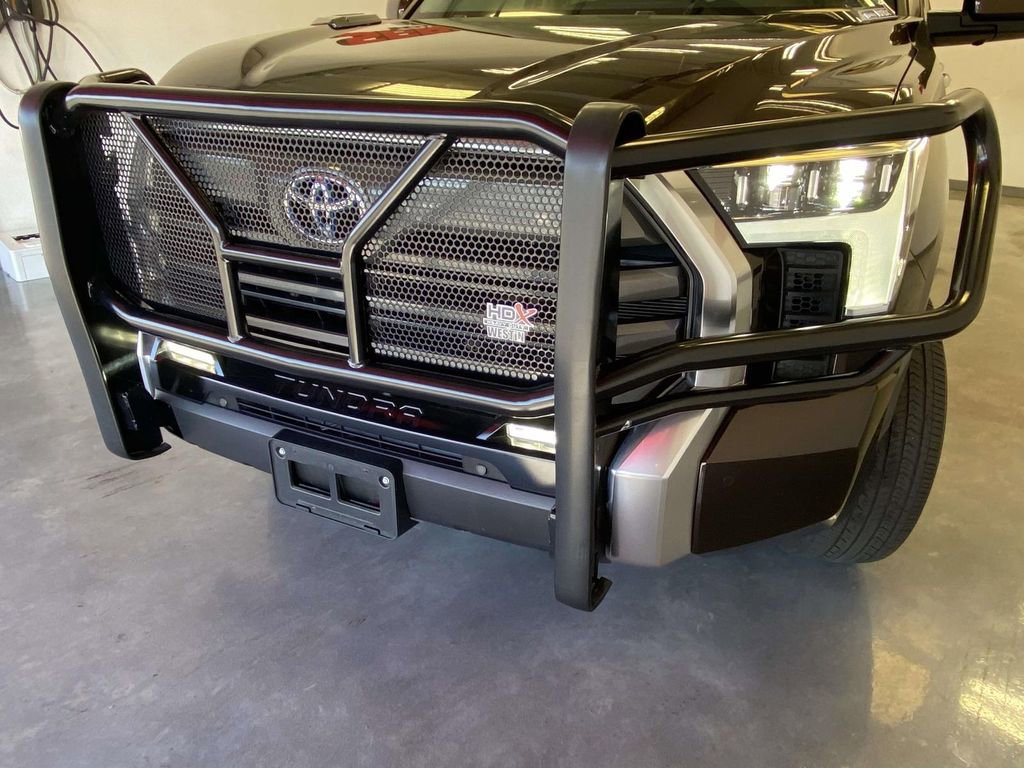 Used 2024 Toyota Tundra Limited AWD/4WD image 9