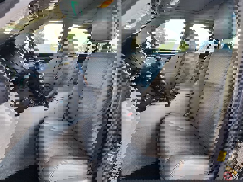 Used 2012 Lexus LS 460 AWD w/ Comfort Pkg image 24