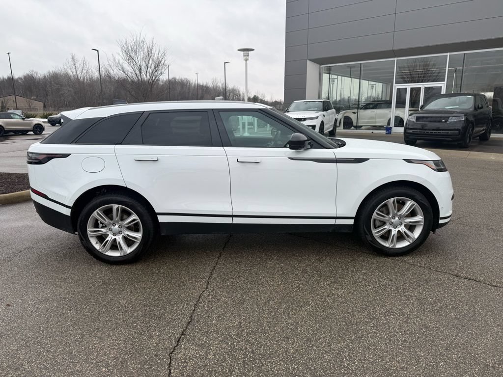 Used 2026 Land Rover Range Rover Velar S AWD/4WD image 4