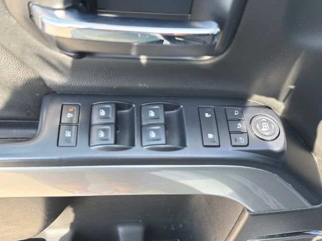Used 2018 Chevrolet Silverado 1500 LTZ Z71 w/ LTZ Plus Package AWD/4WD image 19