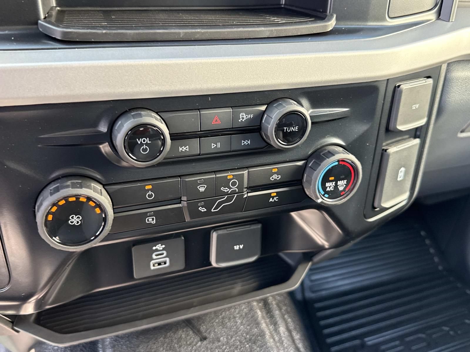 New 2026 Ford F250 XL AWD/4WD image 16