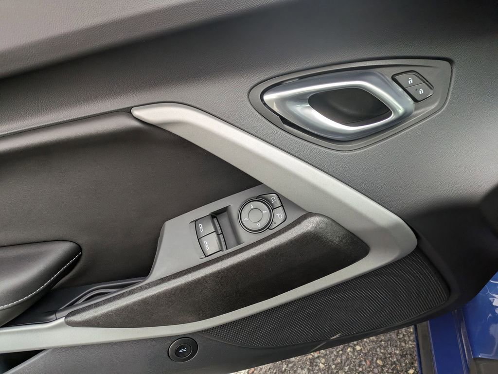 Used 2023 Chevrolet Camaro LT w/ RS Package image 10