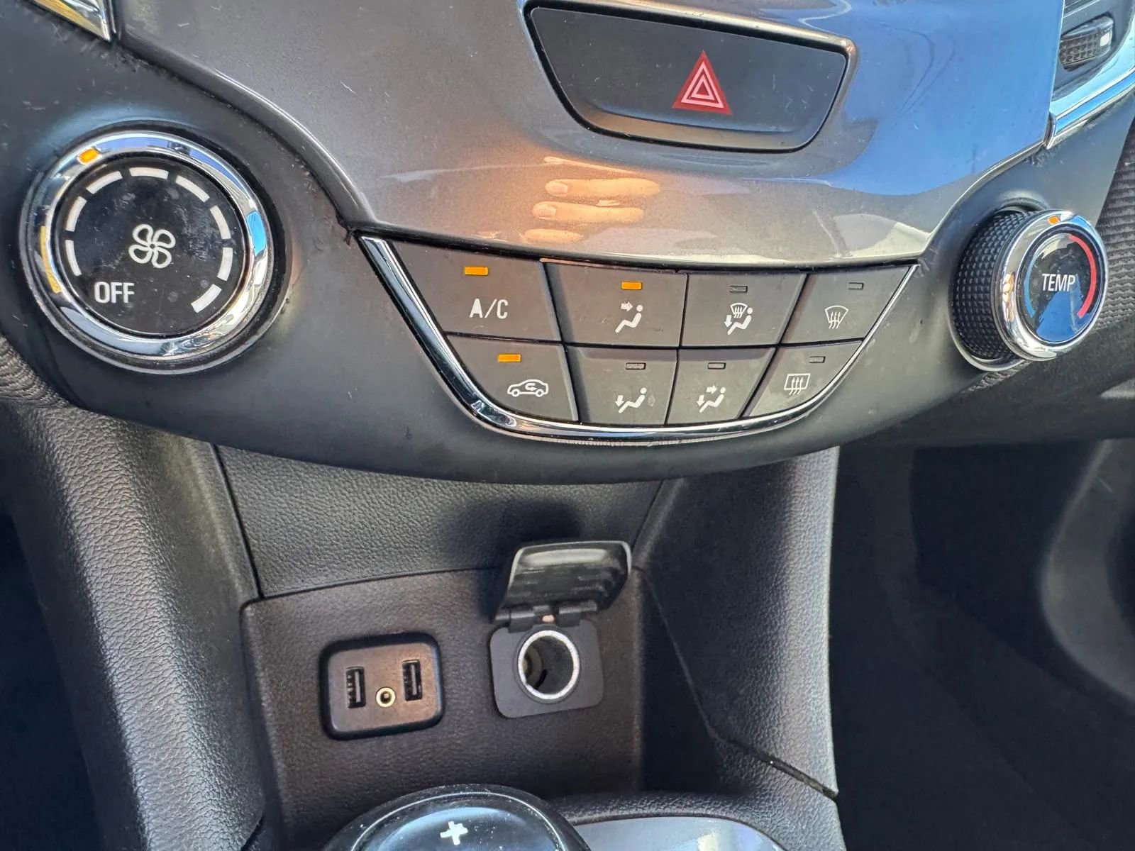 Used 2019 Chevrolet Cruze LS w/ LS Convenience Package image 13