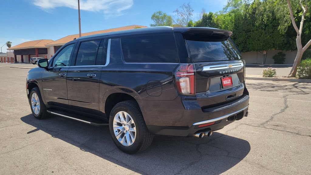 Used 2023 Chevrolet Suburban Premier AWD/4WD image 7